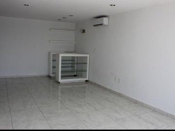 Casa en   Fraccionamiento Colinas del Lago, Tequesquitengo Morelos