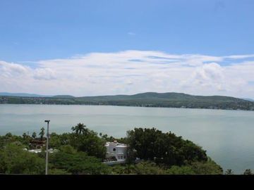 Casa en   Fraccionamiento Colinas del Lago, Tequesquitengo Morelos