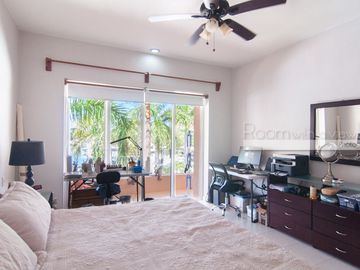 Grand Marina spacious 1 bedroom condo