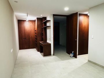 VENTA DE CASA EN LA ANTIGUA CEMENTERA, PUEBLA, 5 RECAMARAS, LUJO Y CONFORT