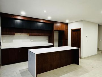 VENTA DE CASA EN LA ANTIGUA CEMENTERA, PUEBLA, 5 RECAMARAS, LUJO Y CONFORT