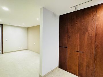 VENTA DE CASA EN LA ANTIGUA CEMENTERA, PUEBLA, 5 RECAMARAS, LUJO Y CONFORT