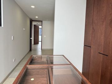 VENTA DE CASA EN LA ANTIGUA CEMENTERA, PUEBLA, 5 RECAMARAS, LUJO Y CONFORT