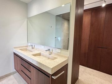 VENTA DE CASA EN LA ANTIGUA CEMENTERA, PUEBLA, 5 RECAMARAS, LUJO Y CONFORT