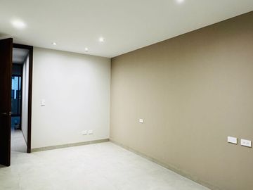 VENTA DE CASA EN LA ANTIGUA CEMENTERA, PUEBLA, 5 RECAMARAS, LUJO Y CONFORT