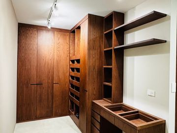 VENTA DE CASA EN LA ANTIGUA CEMENTERA, PUEBLA, 5 RECAMARAS, LUJO Y CONFORT