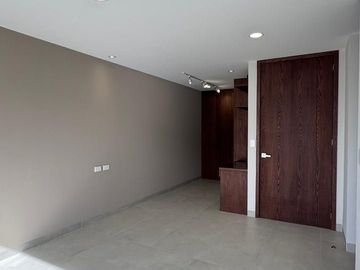VENTA DE CASA EN LA ANTIGUA CEMENTERA, PUEBLA, 5 RECAMARAS, LUJO Y CONFORT