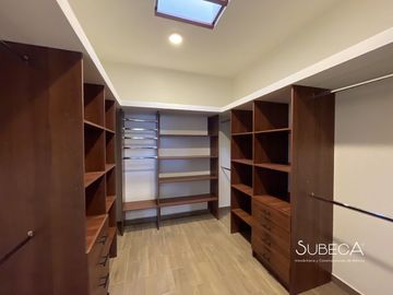 CASA EN VENTA EN ZONA DE MONTE MAGNO XALAPA, VERACRUZ