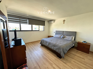 CASA EN VENTA EN VALLE ESMERALDA, ZONA REAL EN ZAPOPAN