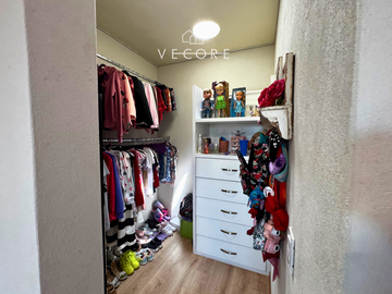CASA EN VENTA EN VALLE ESMERALDA, ZONA REAL EN ZAPOPAN