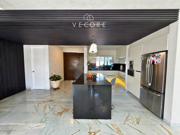 CASA EN VENTA EN VALLE ESMERALDA, ZONA REAL EN ZAPOPAN