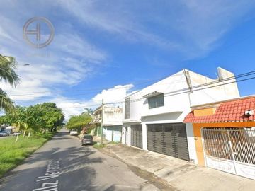 Casa en Venta Chetumal a 6 min a Universidad Autónoma de Quintana Roo