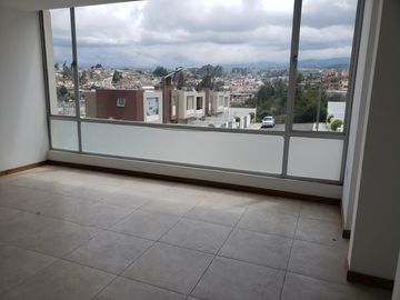 DEPARTAMENTO EN AMBATO