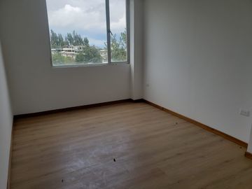 DEPARTAMENTO EN AMBATO