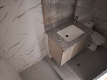 Departamento en 2do piso de Estreno