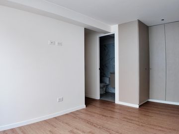 Departamento en 2do piso de Estreno
