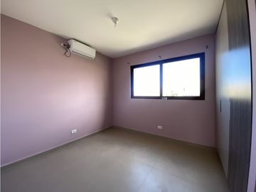 Casa en  Alquiler o Venta  – Brisas del Golf, PH Golf Gardens - LH 