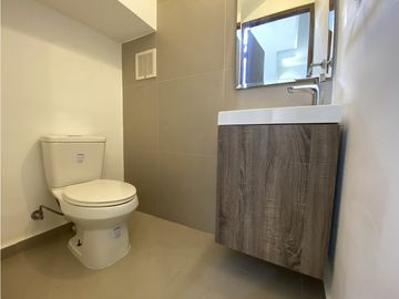 Casa en  Alquiler o Venta  – Brisas del Golf, PH Golf Gardens - LH 