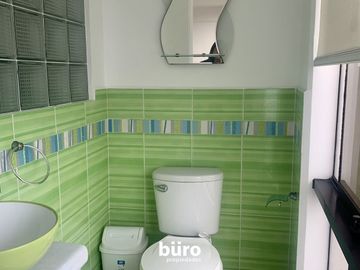 ACOGEDOR DUPLEX EN VENTA DE 2 DORMITORIOS A PASOS DE MIGUEL DASSO SAN ISIDRO