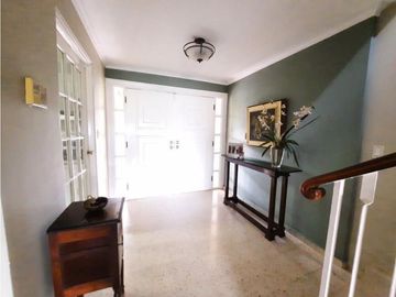 VENDO HERMOSA CASA EN LA ALAMEDA