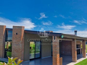 Casa en venta de 3 dormitorios c/ cochera en San Pablo. Pilar.