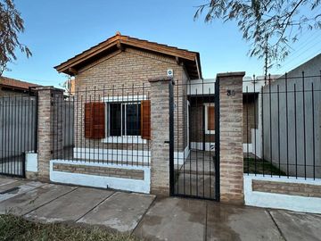 VENTA CASA NATANIA 45 LUJAN DE CUYO