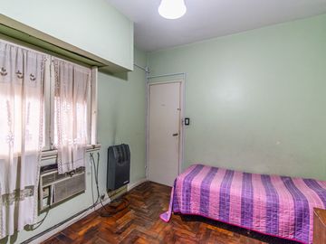 VENTA CASA 4 AMB -COCH P/2AUTOS PTIO TZA ITUZAINGÓ