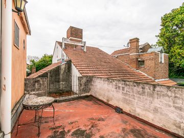 VENTA CASA 4 AMB -COCH P/2AUTOS PTIO TZA ITUZAINGÓ