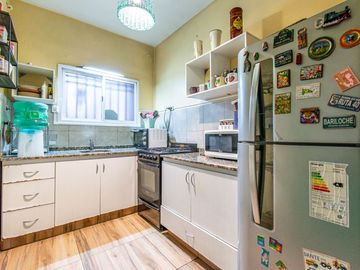 VENTA CASA 4 AMB -COCH P/2AUTOS PTIO TZA ITUZAINGÓ
