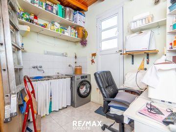 PH INTERNO - GRAN UBICACION CON PARRILLA