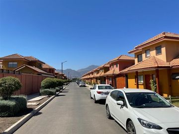 Casa en Venta en Avenida Santa Cruz