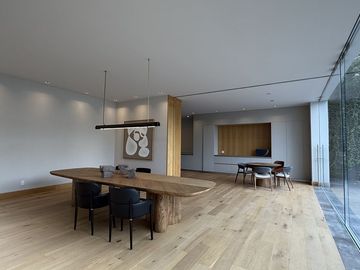 EXCLUSIVA RESIDENCIA EN VENTA