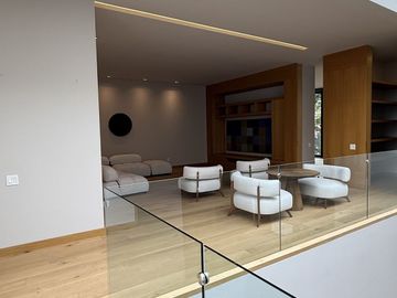 EXCLUSIVA RESIDENCIA EN VENTA