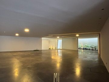 EXCLUSIVA RESIDENCIA EN VENTA