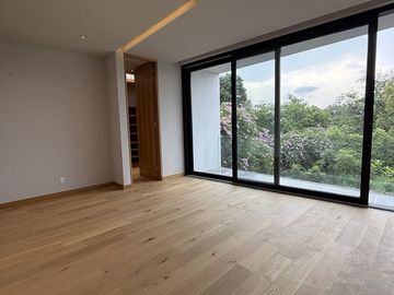 EXCLUSIVA RESIDENCIA EN VENTA
