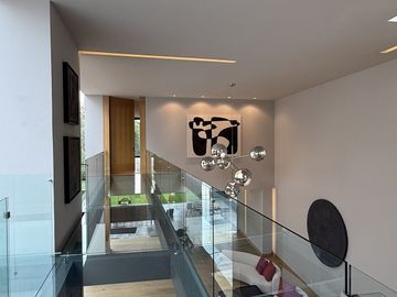 EXCLUSIVA RESIDENCIA EN VENTA