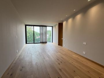 EXCLUSIVA RESIDENCIA EN VENTA
