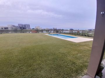 Casa de 4 ambientes con pileta en venta - Club de Campo Santa Clara al Sur - San Vicente