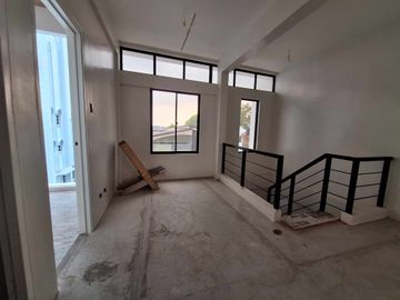 Brand new Duplex House and lot for Sale in Vista Verde Cainta