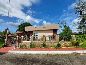 For Sale! 5 Bedroom Royale Tagaytay Estates House and Lot 13M -AJCS