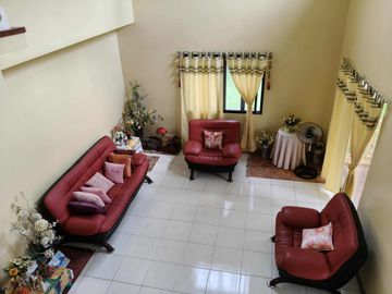 House for sale in Crosswinds Subdivision Tagaytay City very nice location