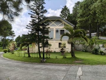 House for sale in Crosswinds Subdivision Tagaytay City very nice location