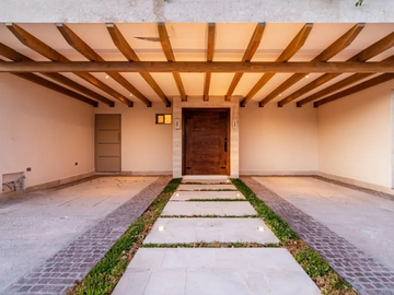 CASA RESIDENCIAL EN VENTA EN LA CAVA, MODELO CABERNET, GOMEZ PALACIO DG.