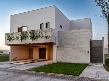 CASA RESIDENCIAL EN VENTA EN LA CAVA, MODELO CABERNET, GOMEZ PALACIO DG.