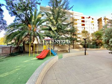 Avenida Cristobal Colón, Las Condes. Santiago. Excelente ubicación