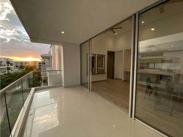 Serena del Mar - Venta de Apartamento en Cavana.