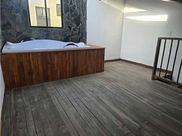 SE VENDE APARTAMENTO EN GUATAPÉ