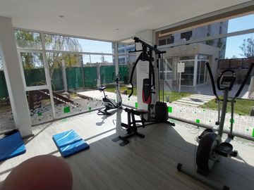 Dpto. 1 Dorm. en PB   Cochera en Complejo Cerrado 