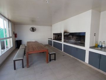 Dpto. 1 Dorm. en PB   Cochera en Complejo Cerrado 