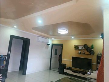 VENTA DE CASA EN DAVID  RESIDENCIAL AQUALINA COMPLETAMENTE CERCADA